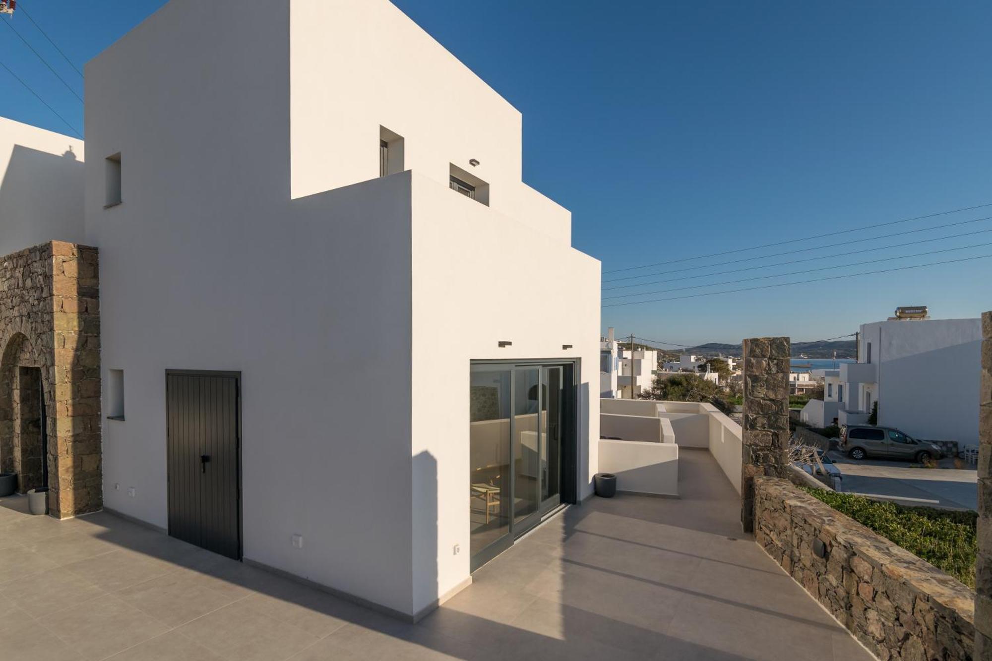 Afroessa Milos Adamantas Exterior photo