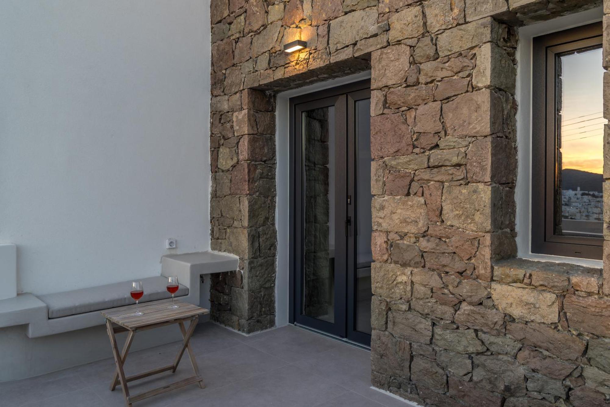 Afroessa Milos Adamantas Exterior photo