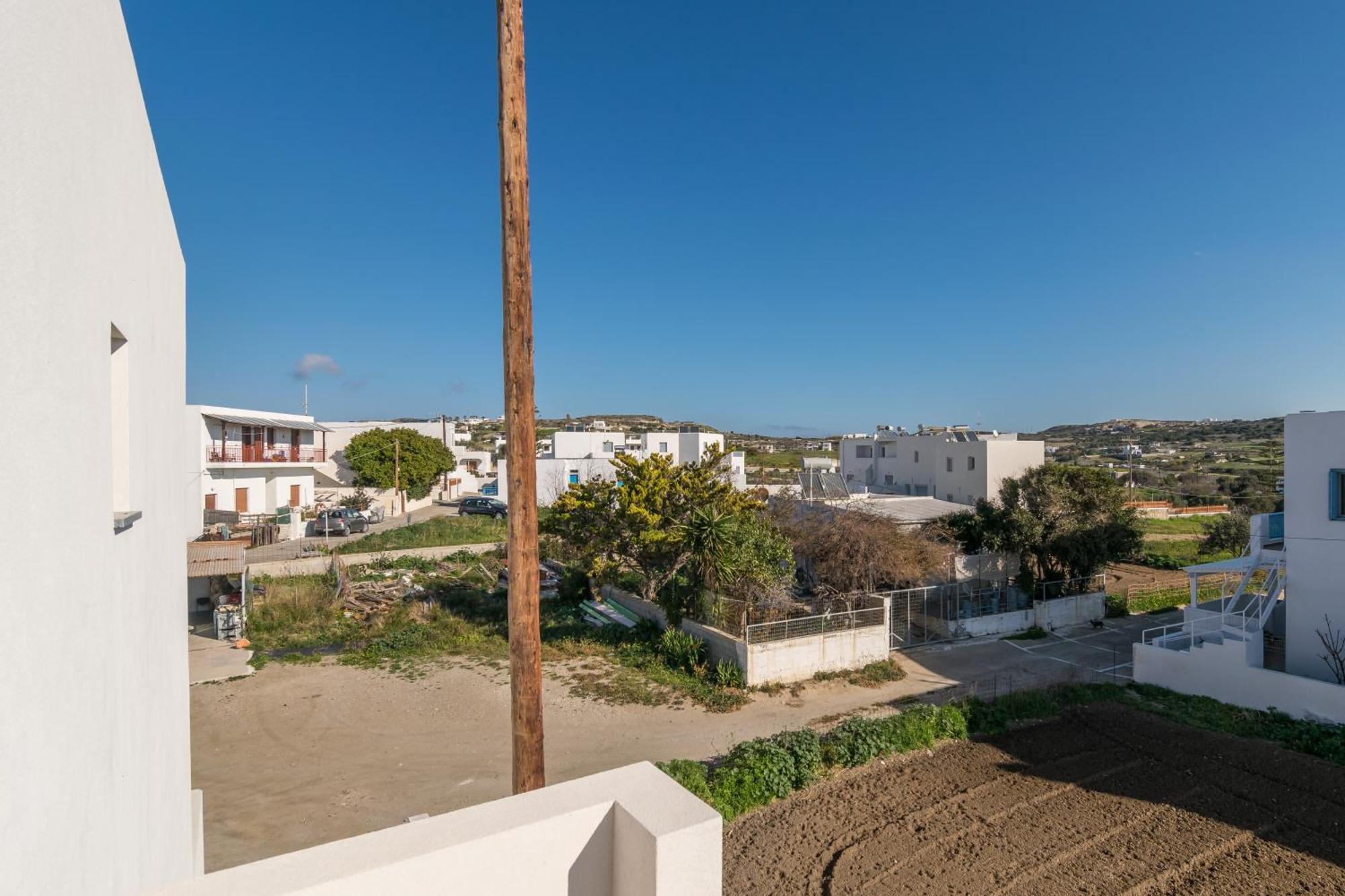 Afroessa Milos Adamantas Exterior photo